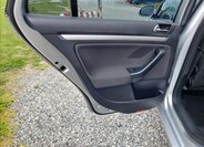 Volkswagen Golf Kombi 1,6 l 77 kw