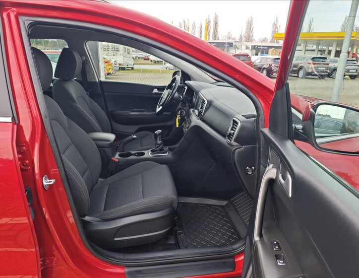 KIA Sportage Ostatní 2,0 l 136 kw
