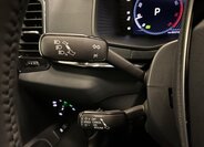 Škoda Karoq SUV / Terénní 1,5 l 110 kw