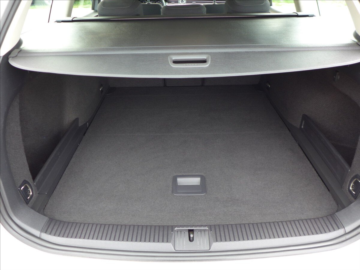 Volkswagen Passat Kombi 2,0 l 110 kw