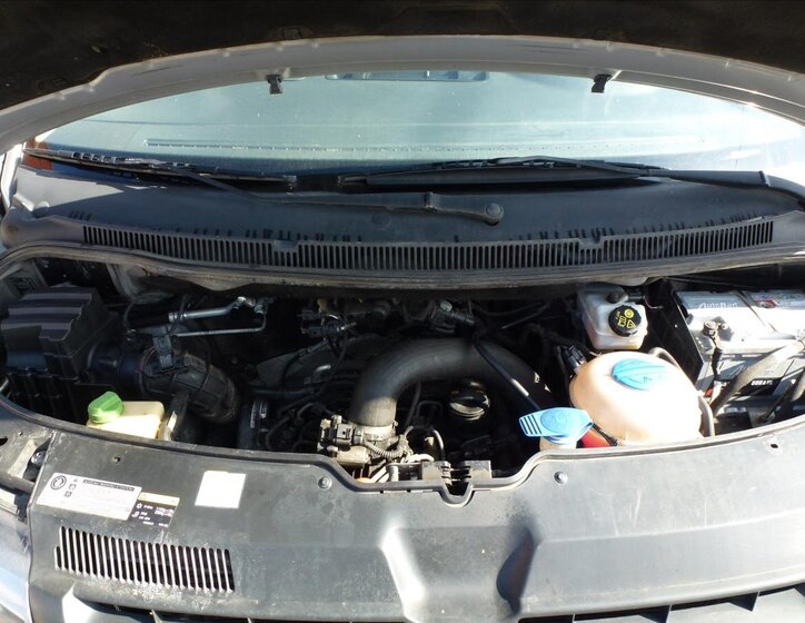 Volkswagen Transporter Valník 2,0 l 103 kw