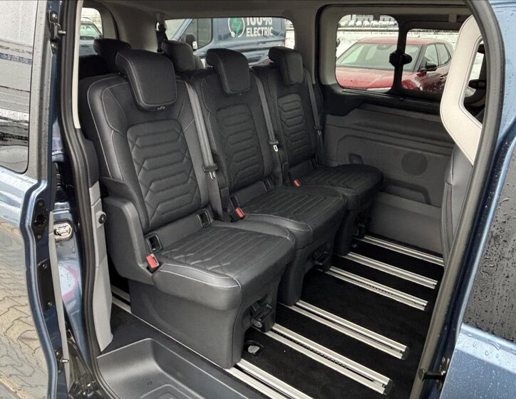 Ford Tourneo 15
