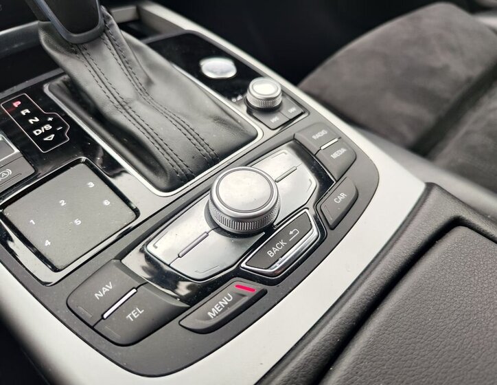 Audi A6 Sedan / Limuzína 3,0 l 200 kw