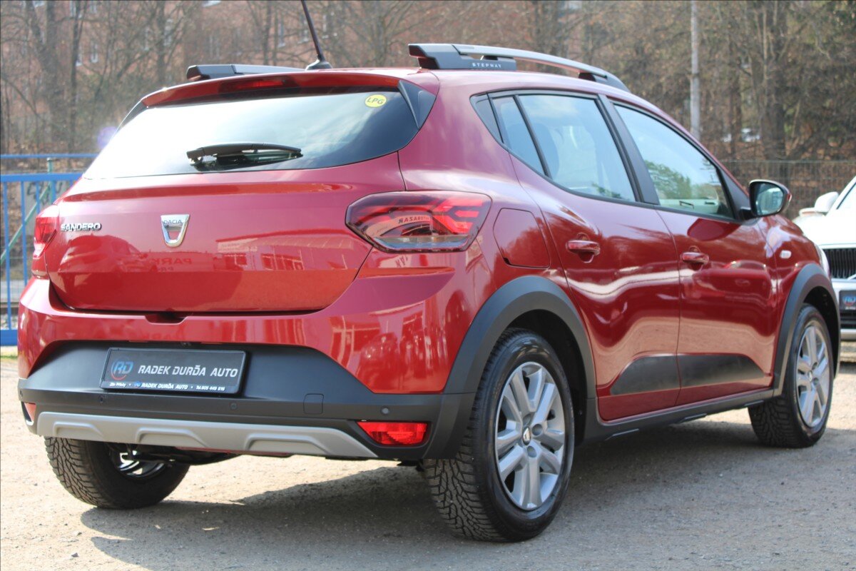 Dacia Sandero Hatchback 999,0 67 kw