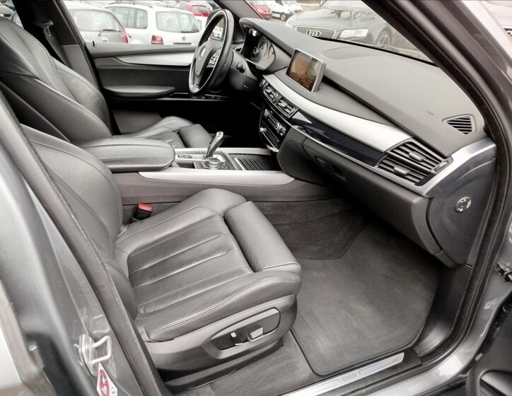 BMW X5 SUV / Terénní 3,0 l 190 kw