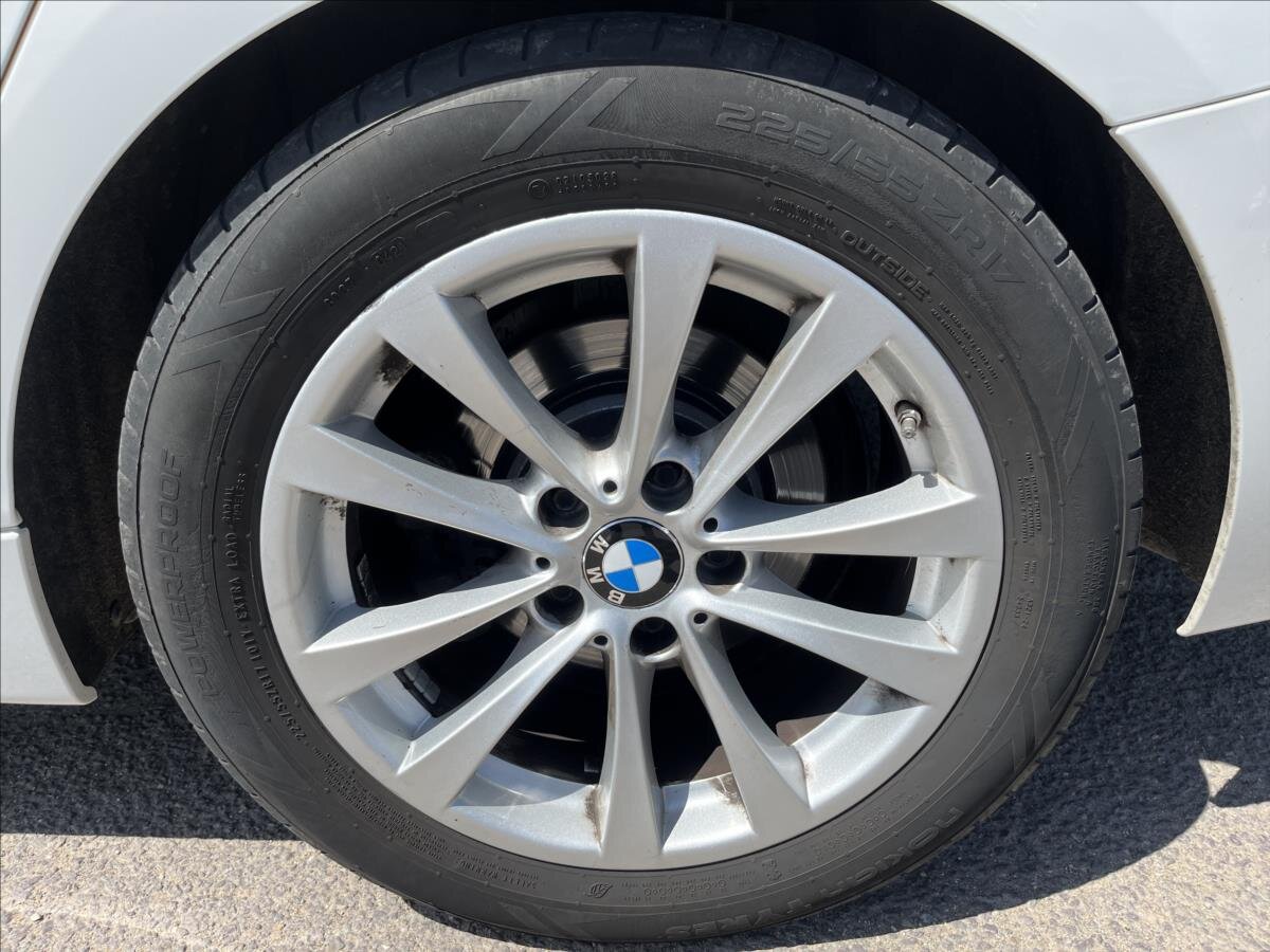 BMW Řada 3 Sedan / Limuzína 2,0 l 135 kw