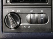 Volkswagen Caravelle Kombi 2,5 l 111 kw