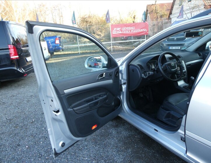 Škoda Octavia Kombi 2,0 l 103 kw