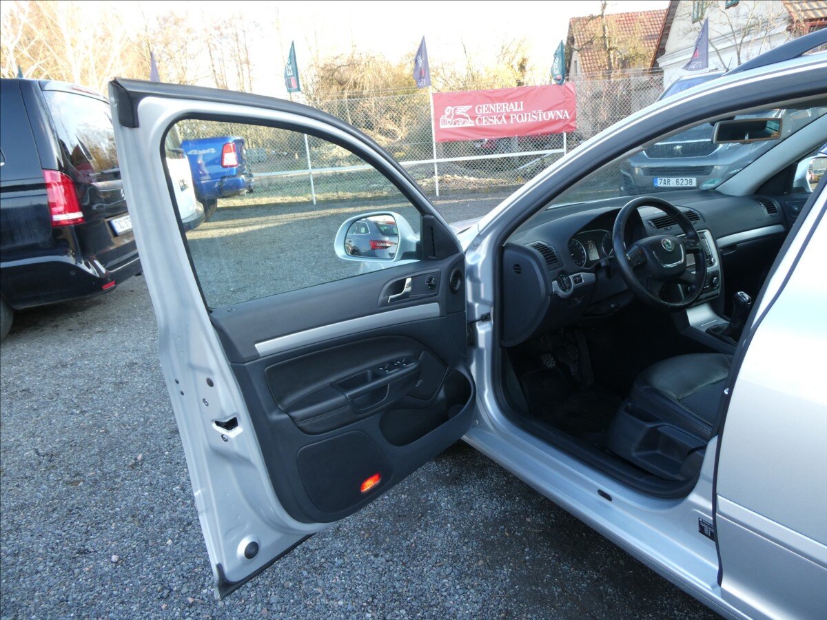Škoda Octavia Kombi 2,0 l 103 kw