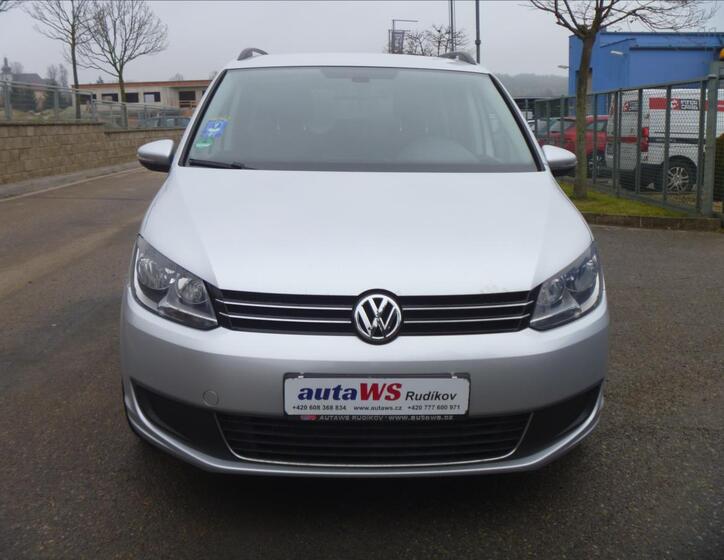 Volkswagen Touran 2