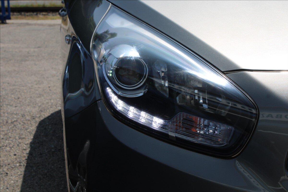 KIA Carens MPV 1,6 l 99 kw