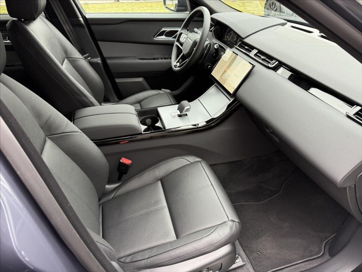 Land Rover Range Rover Velar SUV 2,0 l 150 kw