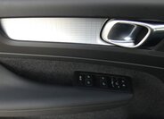 Volvo XC40 SUV 2,0 l 120 kw