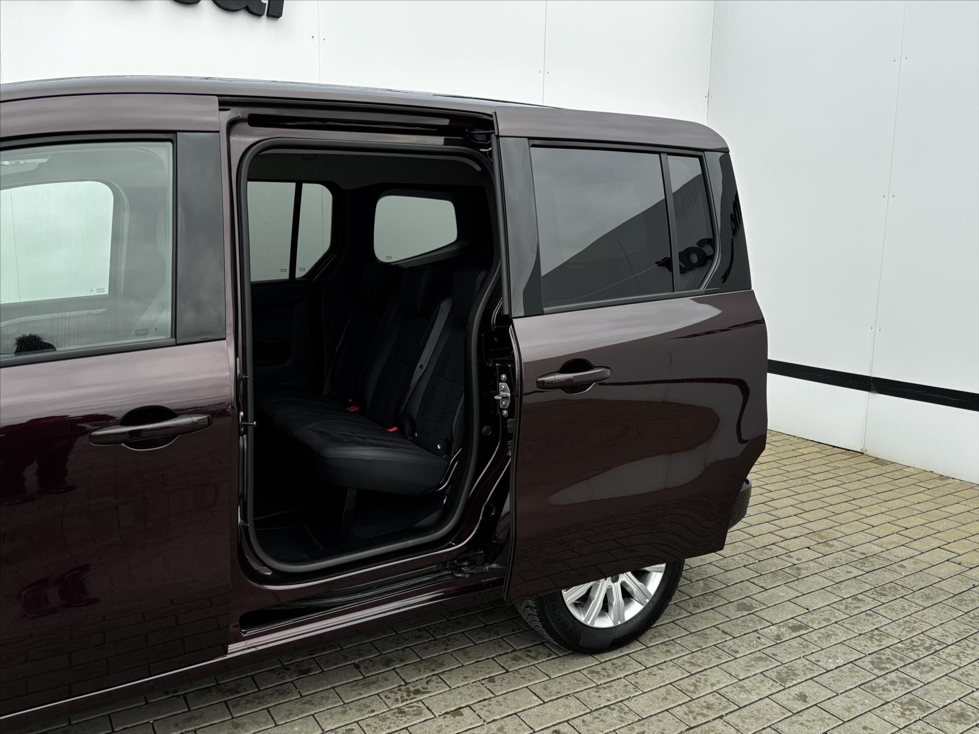 Mercedes-Benz Třídy T MPV 1,3 l 96 kw