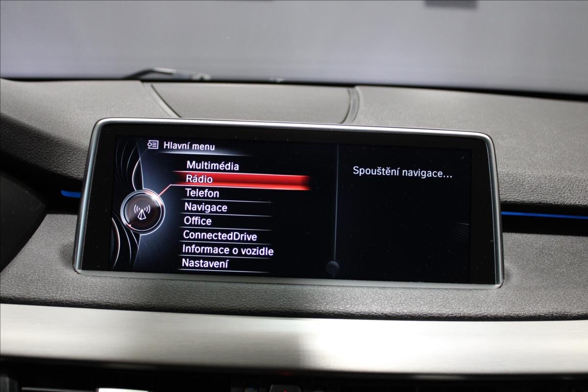 BMW X5 SUV / Terénní 3,0 l 190 kw