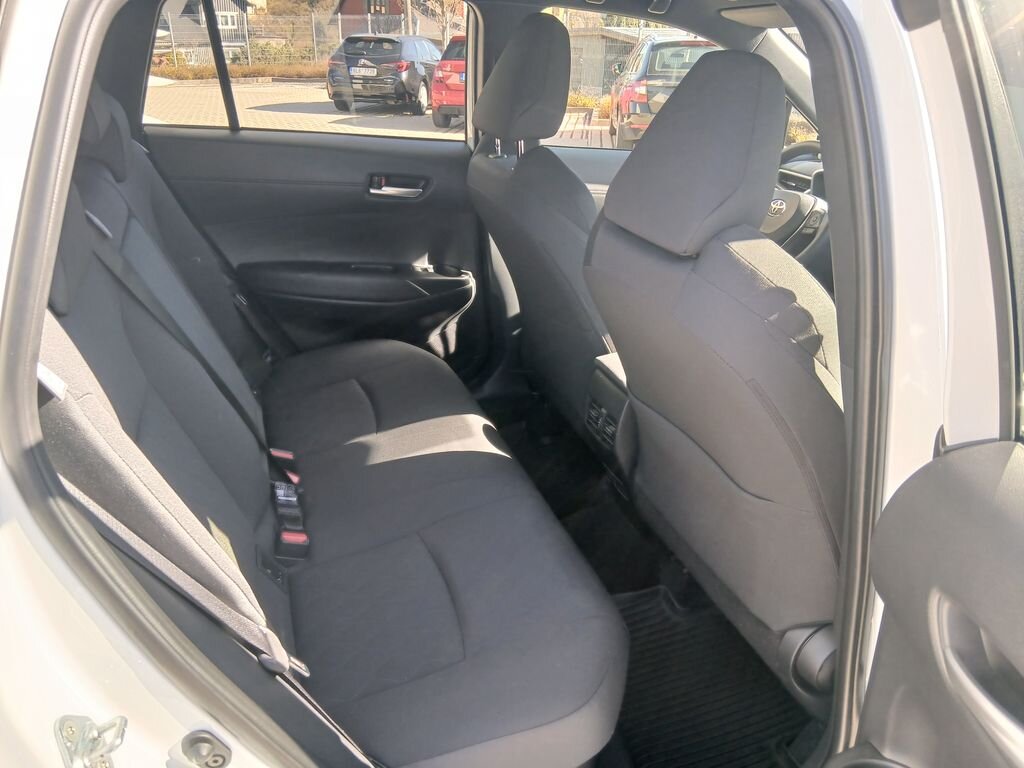 Toyota Corolla Cross SUV / Terénní 2,0 l 112 kw