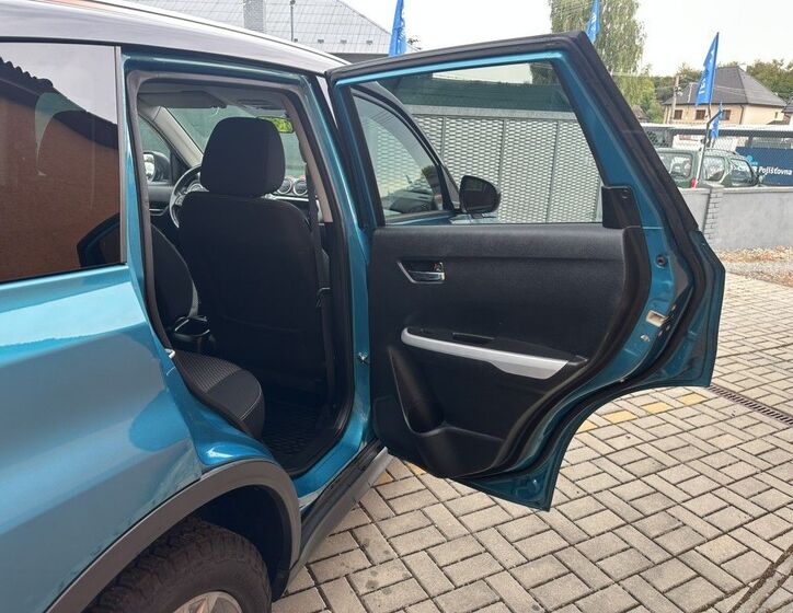 Suzuki Vitara 25