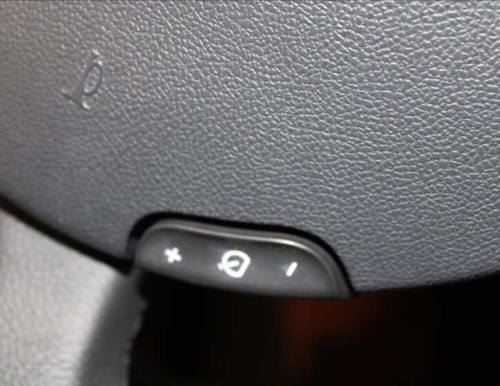 Renault Clio Hatchback 1,1 l 55 kw