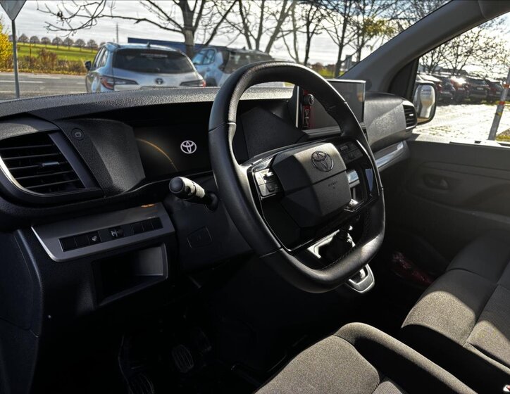 Toyota ProAce 10