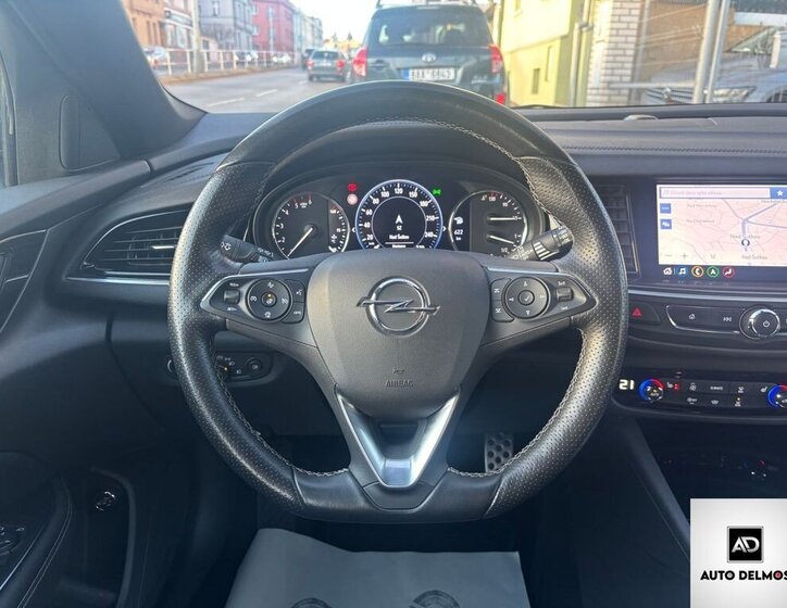 Opel Insignia 32