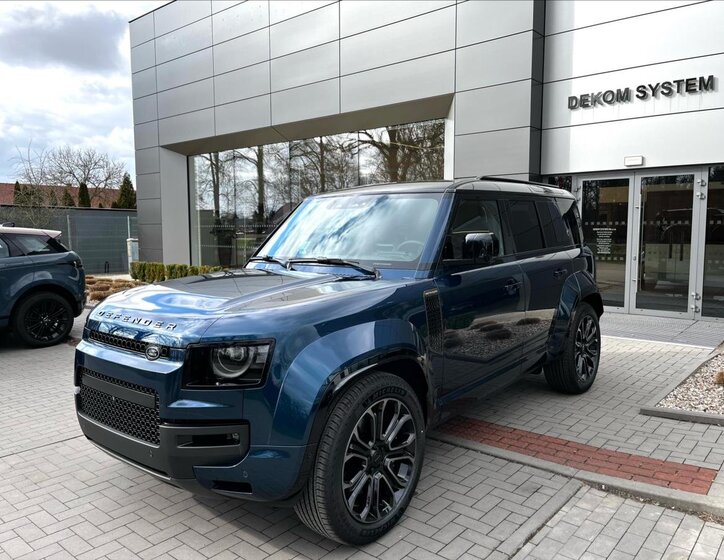 Land Rover Defender SUV / Terénní 4,4 l 467 kw