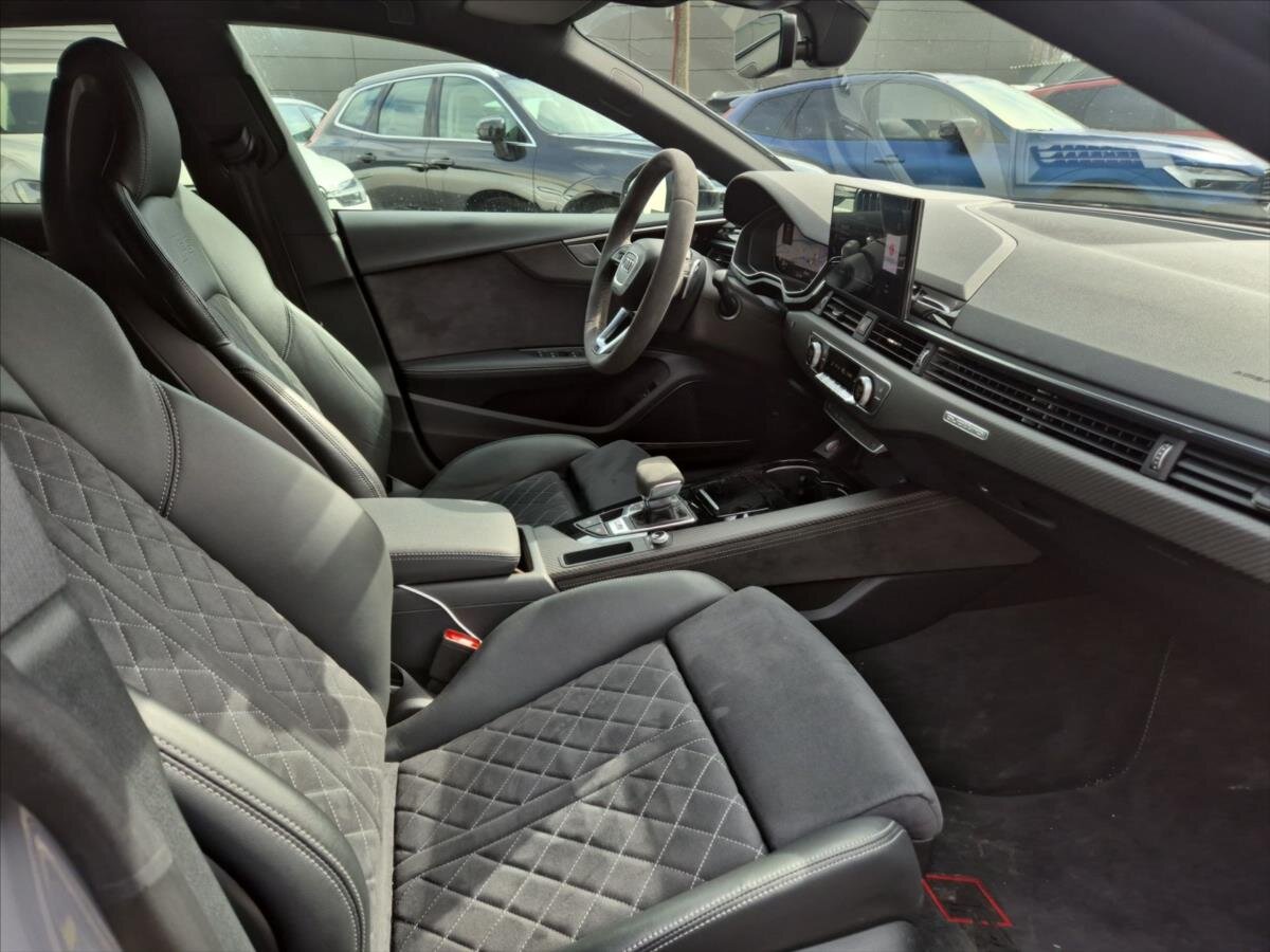 Audi RS 5 Hatchback 2,9 l 331 kw