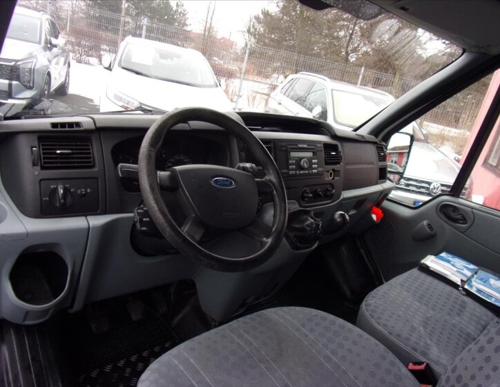 Ford Transit Skříň 2,2 l 63 kw