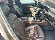 BMW Řada 7 31