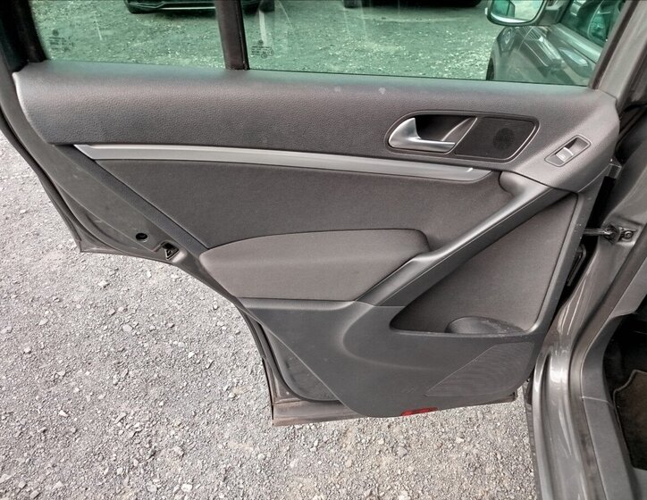 Volkswagen Tiguan SUV / Terénní 1,4 l 118 kw