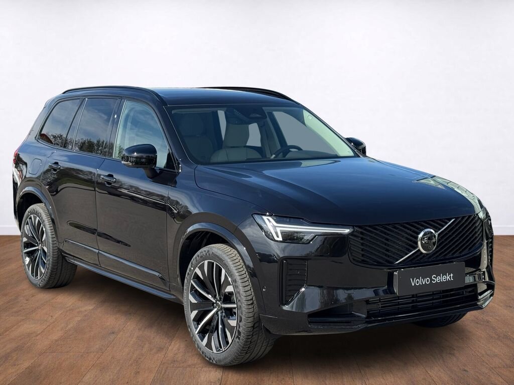 Volvo XC90 SUV / Terénní 2,0 l 335 kw