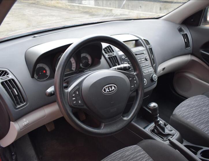 KIA Ceed 11