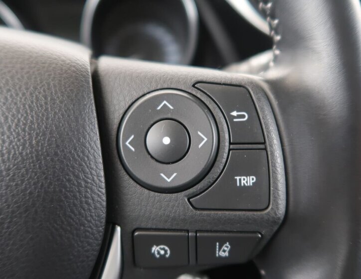 Toyota Auris Kombi 1,6 l 97 kw