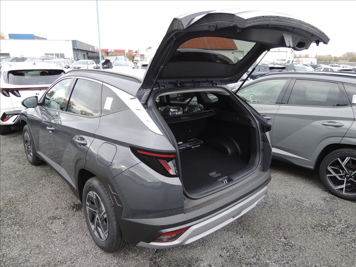 Hyundai Tucson SUV 1,6 l 118 kw