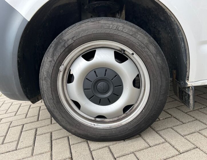 Volkswagen Transporter 24