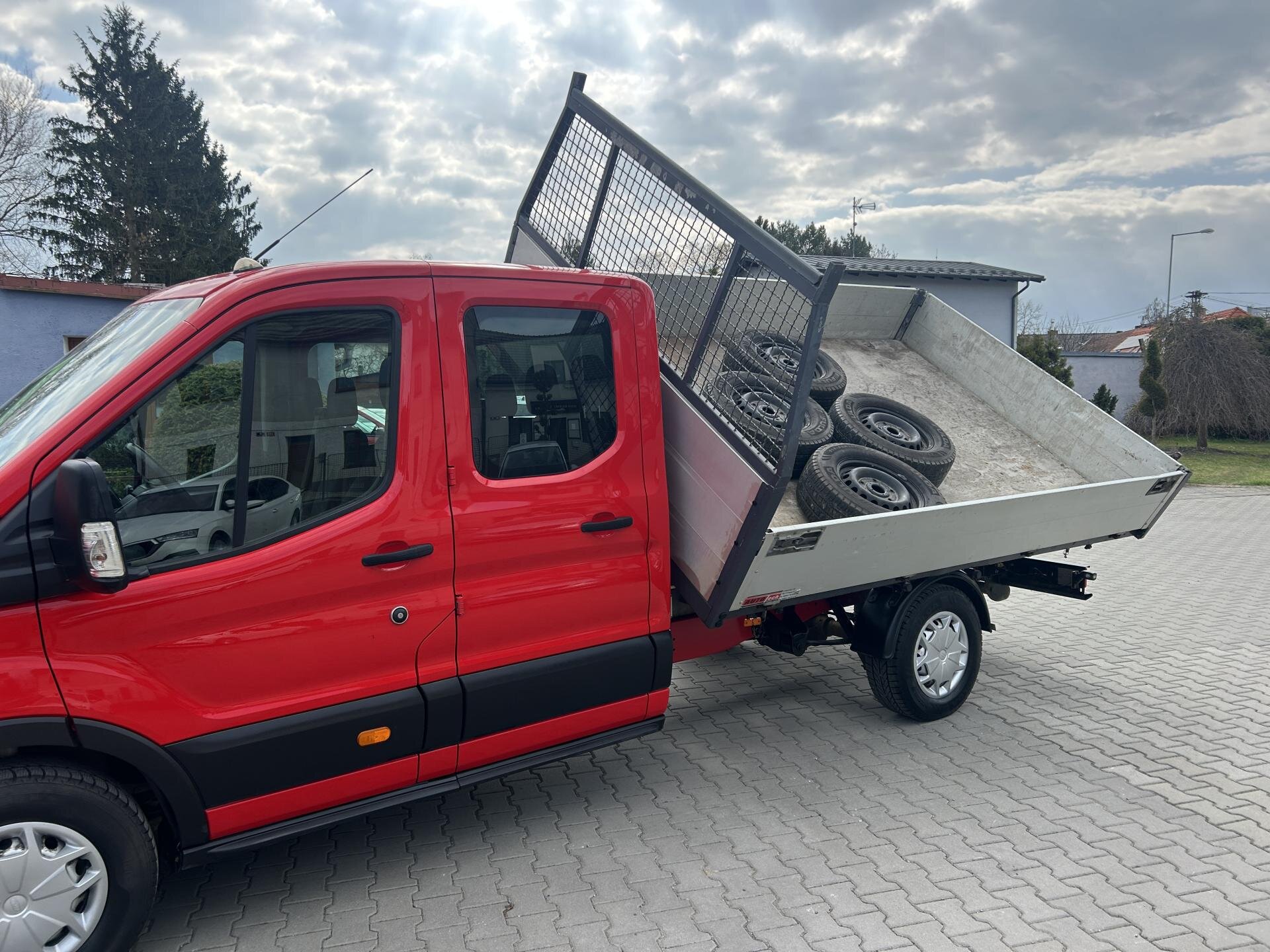 Ford Transit Ostatní 2,0 l 125 kw