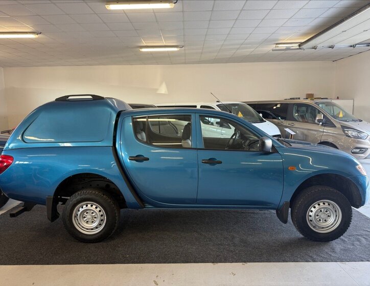 Mitsubishi L200 Pick-up 2,5 l 100 kw