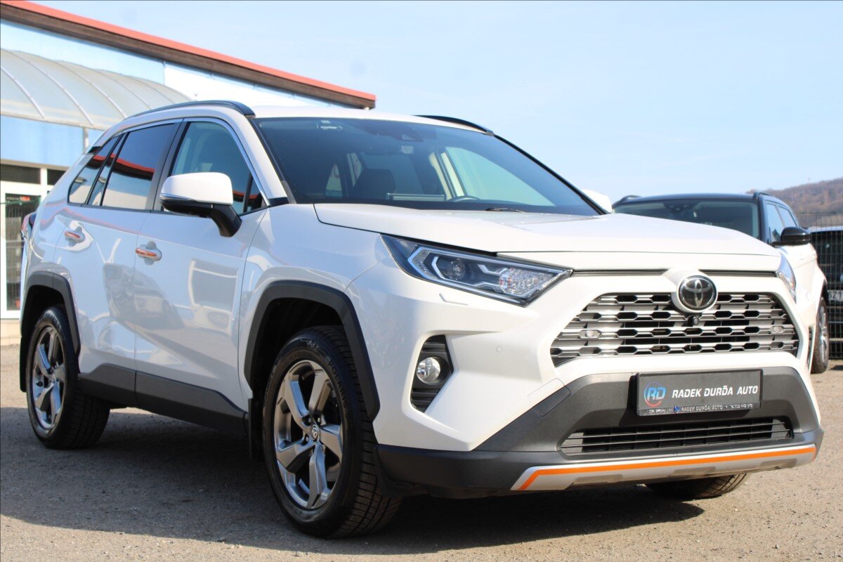 Toyota RAV4 SUV 2,0 l 129 kw