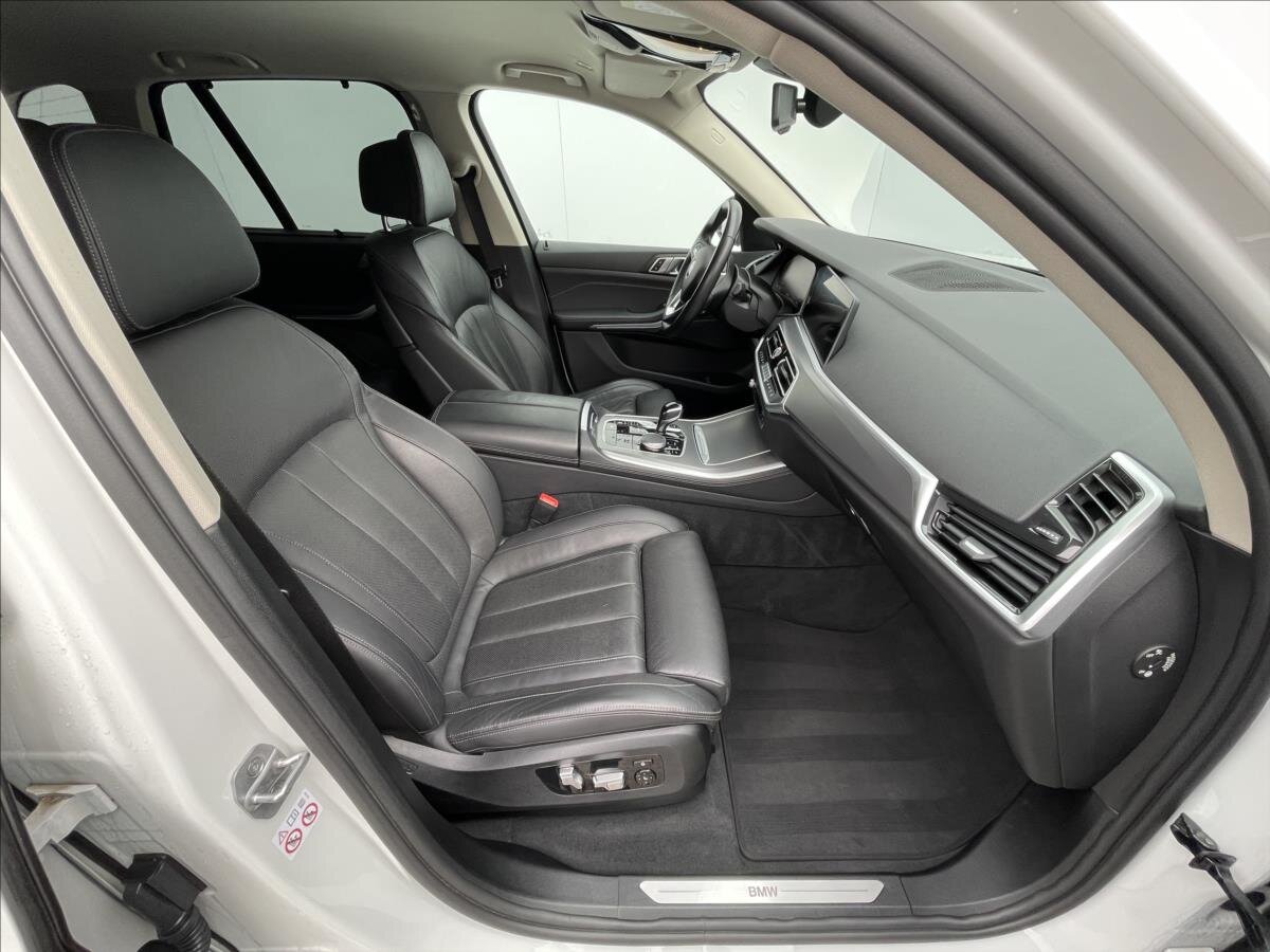 BMW X5 SUV 3,0 l 245 kw