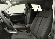 Volkswagen T-Roc SUV / Terénní 1,5 l 110 kw
