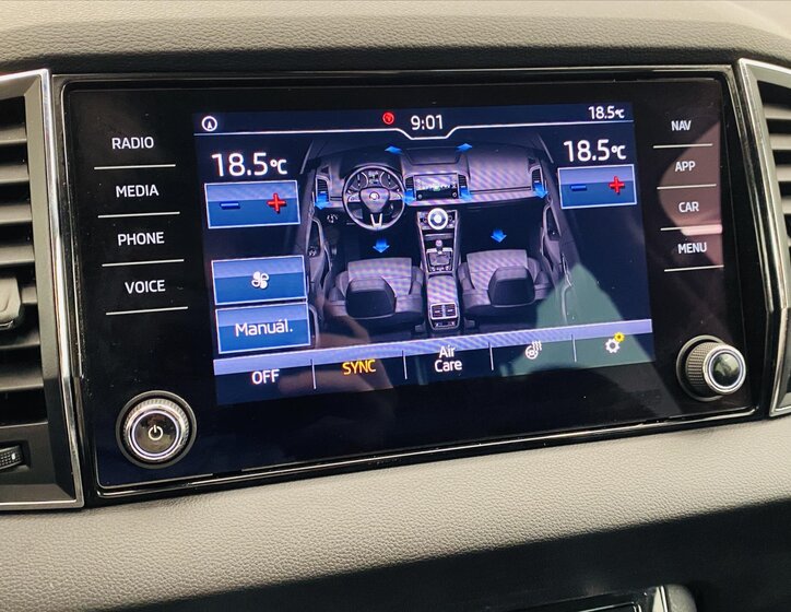 Škoda Karoq SUV / Terénní 1,5 l 110 kw