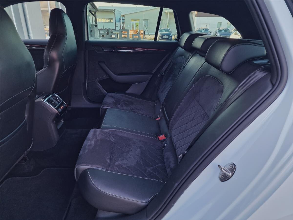 Škoda Superb Kombi 2,0 l 140 kw