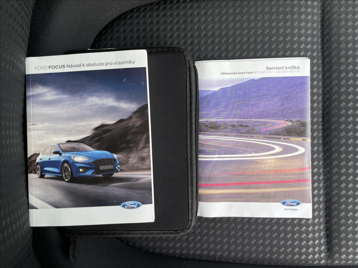 Ford Focus Kombi 999,0 92 kw