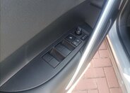 Toyota Corolla Cross SUV / Terénní 2,0 l 112 kw