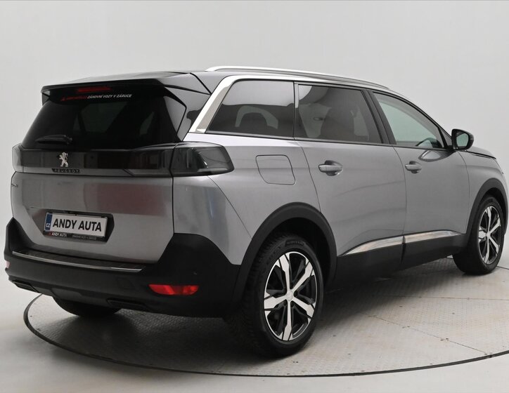 Peugeot 5008 SUV / Terénní 1,5 l 96 kw