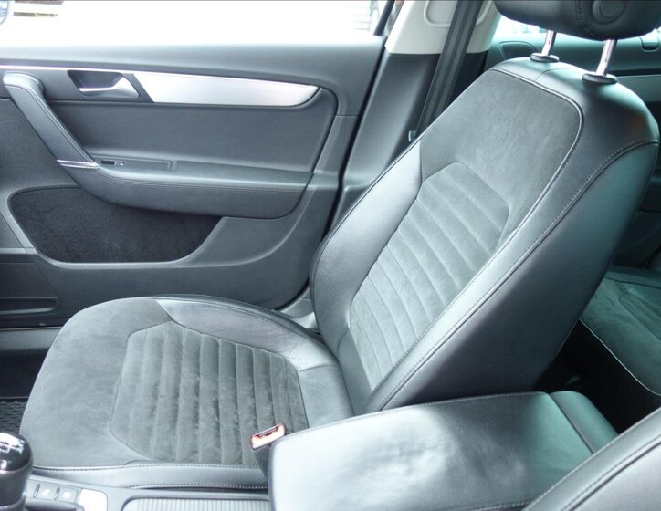 Volkswagen Passat Kombi 2,0 l 130 kw