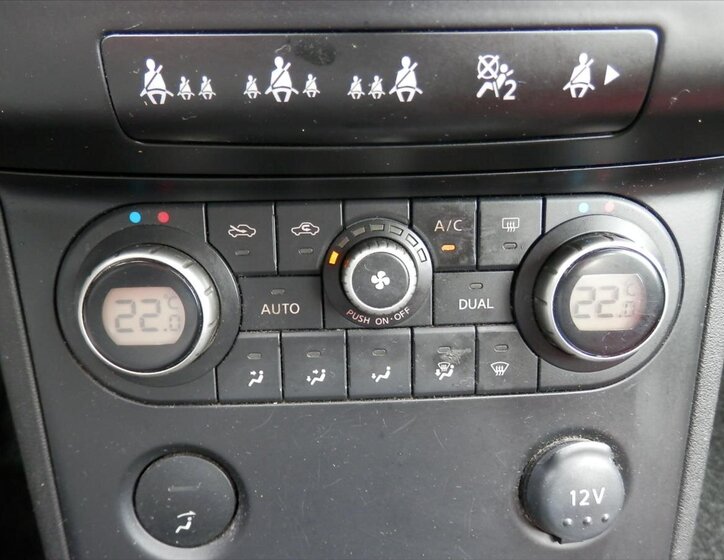 Nissan Qashqai Kombi 2,0 l 110 kw