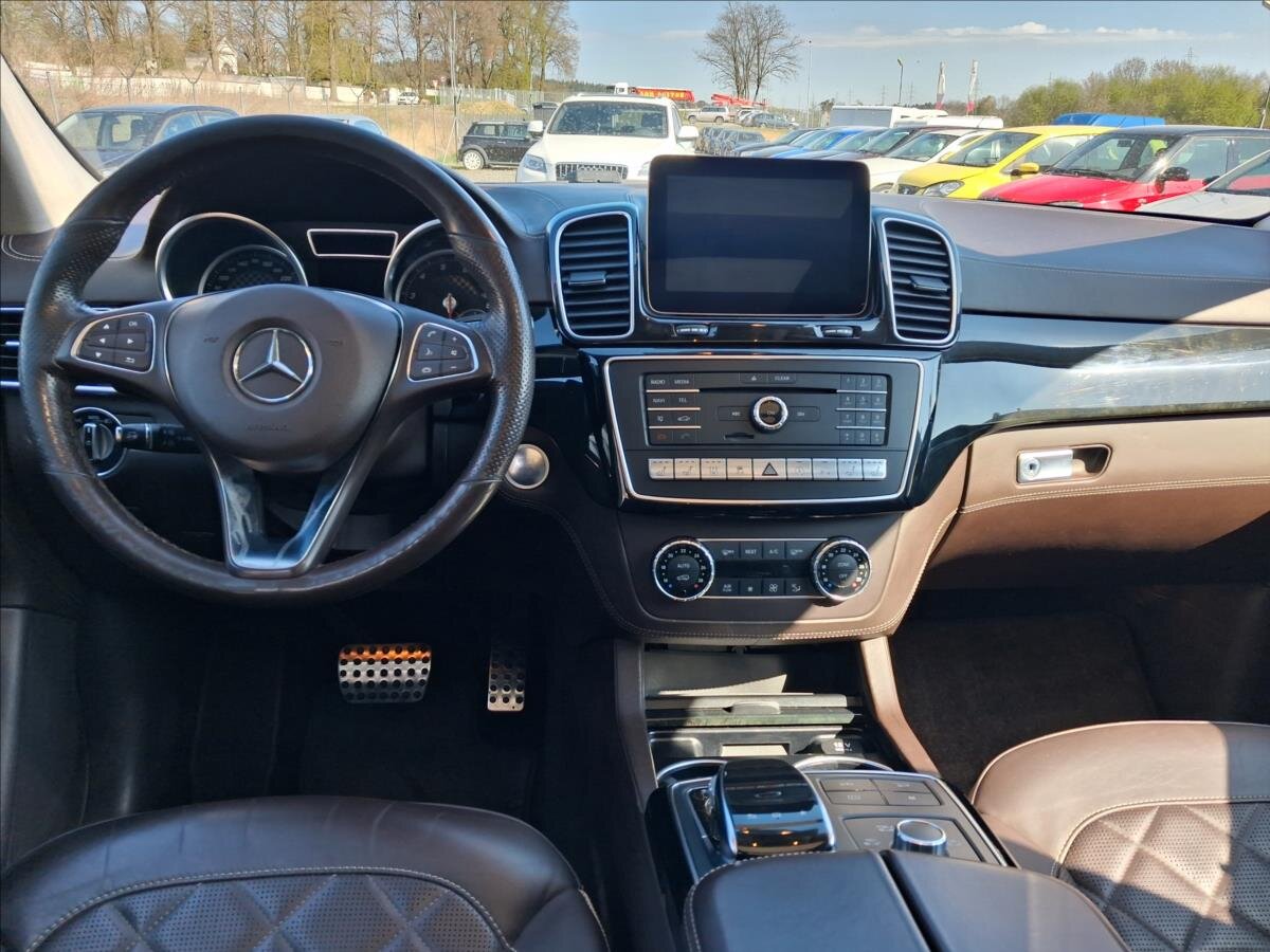 Mercedes-Benz GLE Kombi 3,0 l 270 kw