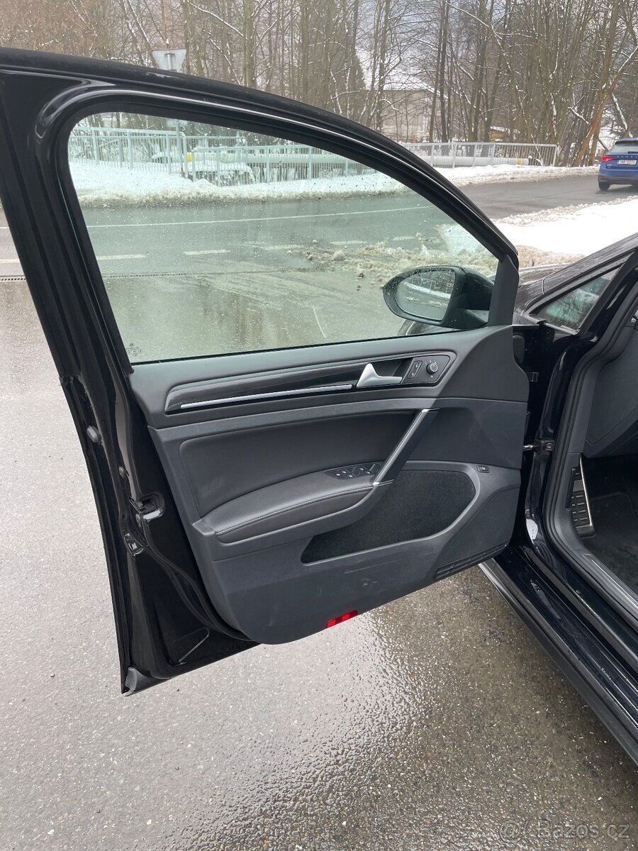 Volkswagen Golf Hatchback 0,0 110 kw