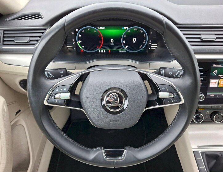 Škoda Superb Sedan 2,0 l 110 kw