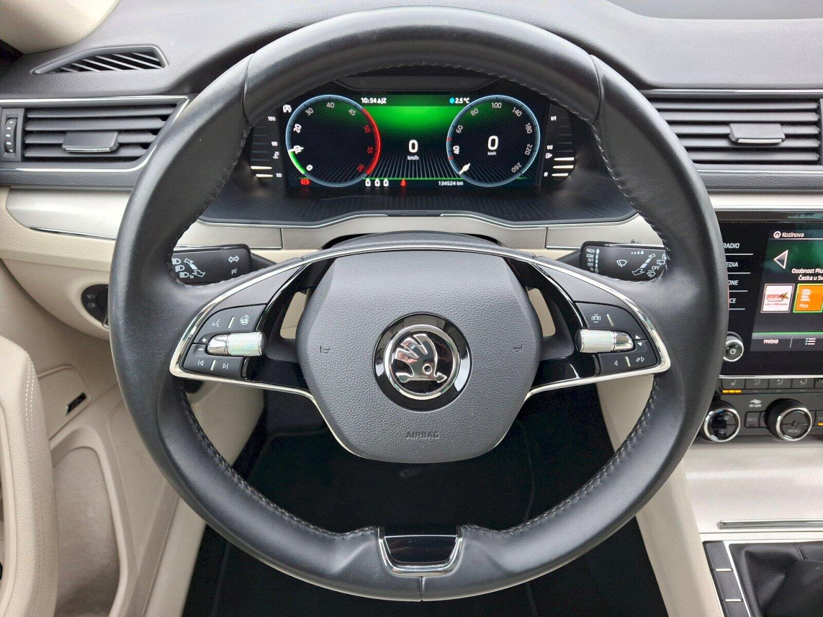 Škoda Superb Sedan 2,0 l 110 kw